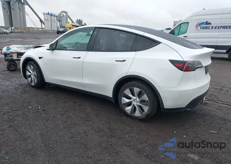 2022 Tesla Model Y Long Range Dual Motor All-Wheel Drive from USA, damaged, VIN 7SAYGDEE5NF389692